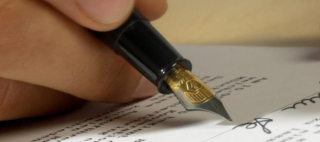 ¿Por qué contar con traducción profesional para contratos, concursos, licitaciones e informes?